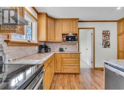 370 STATION STREET - 14