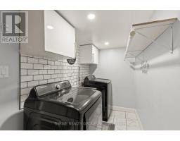 463 SOUTH LEAKSDALE CIRCLE - 47