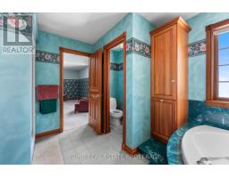 72797 RAVINE DRIVE - 29