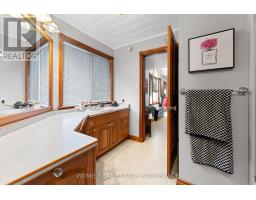 72797 RAVINE DRIVE - 40