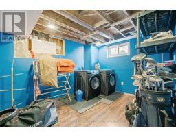 105 WELLINGTON STREET W - 22