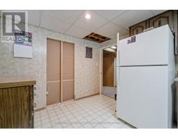 105 WELLINGTON STREET W - 25