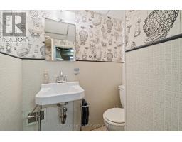 105 WELLINGTON STREET W - 26