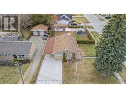 105 WELLINGTON STREET W - 3