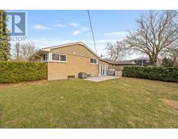 105 WELLINGTON STREET W - 35