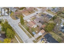 105 WELLINGTON STREET W - 43