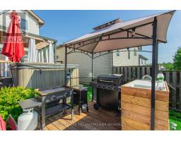 213 CRIMSON CRESCENT - 33