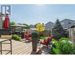 213 CRIMSON CRESCENT - 44