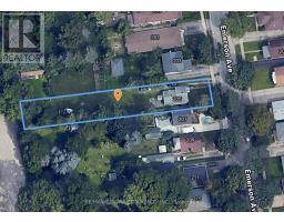 205 EMERSON AVENUE - 33