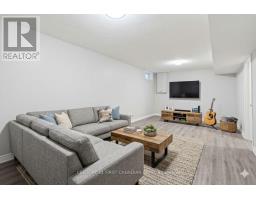 17 - 340 AMBLESIDE DRIVE - 10