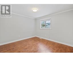 17 - 340 AMBLESIDE DRIVE - 34