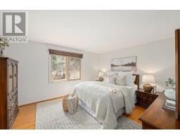 1450 NORMAN AVENUE - 11