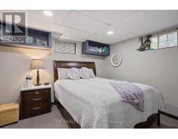 476 BLAKE STREET - 26