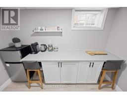 476 BLAKE STREET - 30