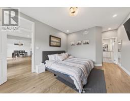 31 LINDSAY CRESCENT - 20