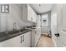 31 LINDSAY CRESCENT - 9