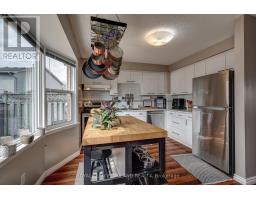 34 - 1250 JALNA BOULEVARD - 17