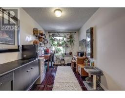 34 - 1250 JALNA BOULEVARD - 35