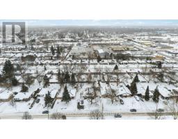 1563 DALE STREET - 25