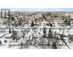 1563 DALE STREET - 32