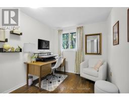 10 - 215 COMMISSIONERS ROAD W - 19