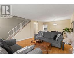 96 - 51 SHOLTO DRIVE - 12