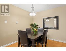 96 - 51 SHOLTO DRIVE - 13