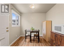 96 - 51 SHOLTO DRIVE - 17