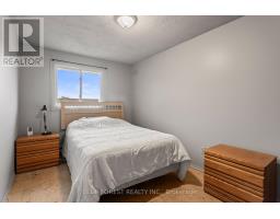 96 - 51 SHOLTO DRIVE - 24