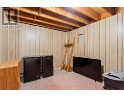 96 - 51 SHOLTO DRIVE - 31