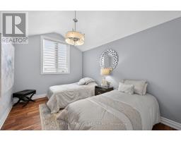 2217 DAUNCEY CRESCENT N - 36