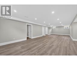 2217 DAUNCEY CRESCENT N - 40