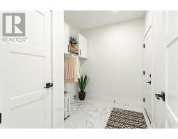 8 - 183 BROCK STREET - 24