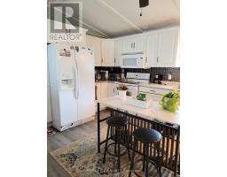 35 - 9839 LAKESHORE ROAD - 10