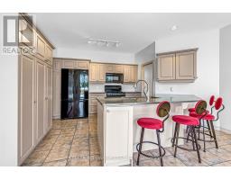 61 - 1040 RIVERSIDE DRIVE - 18