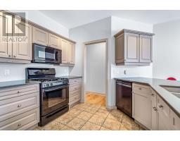 61 - 1040 RIVERSIDE DRIVE - 20