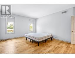 61 - 1040 RIVERSIDE DRIVE - 26