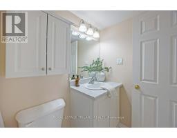 1105 - 155 KENT STREET - 32