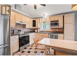 17 COTTONWOOD DRIVE E - 19