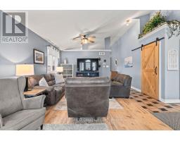 17 COTTONWOOD DRIVE E - 7