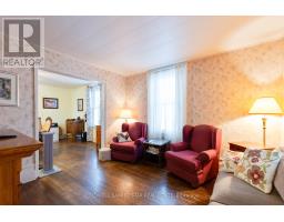 24 HIAWATHA STREET - 11