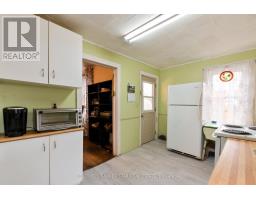 24 HIAWATHA STREET - 20