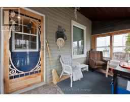 24 HIAWATHA STREET - 5