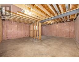 9 POSTMA CRESCENT - 27