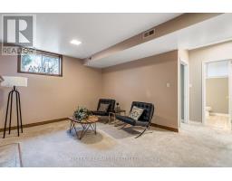 350 HIGHVIEW CRESCENT - 33