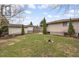 350 HIGHVIEW CRESCENT - 39