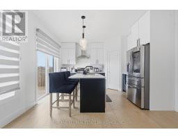 25 ALEXANDER CIRCLE - 13