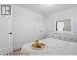 25 ALEXANDER CIRCLE - 31