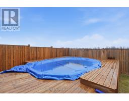 25 ALEXANDER CIRCLE - 37