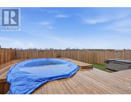 25 ALEXANDER CIRCLE - 38